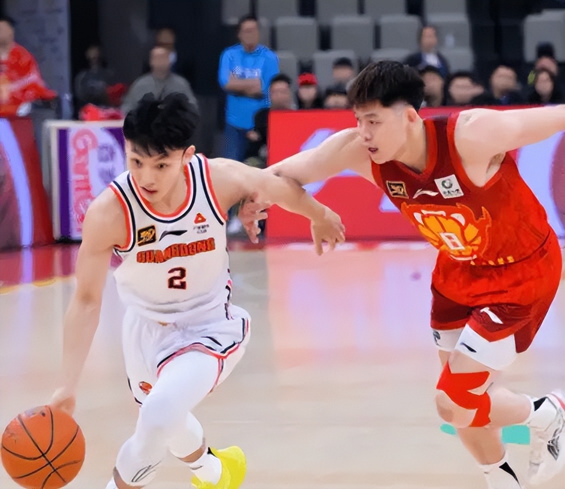 广东队完胜青岛队,乔治状态火热 广东队完胜青岛队,乔治状态火热