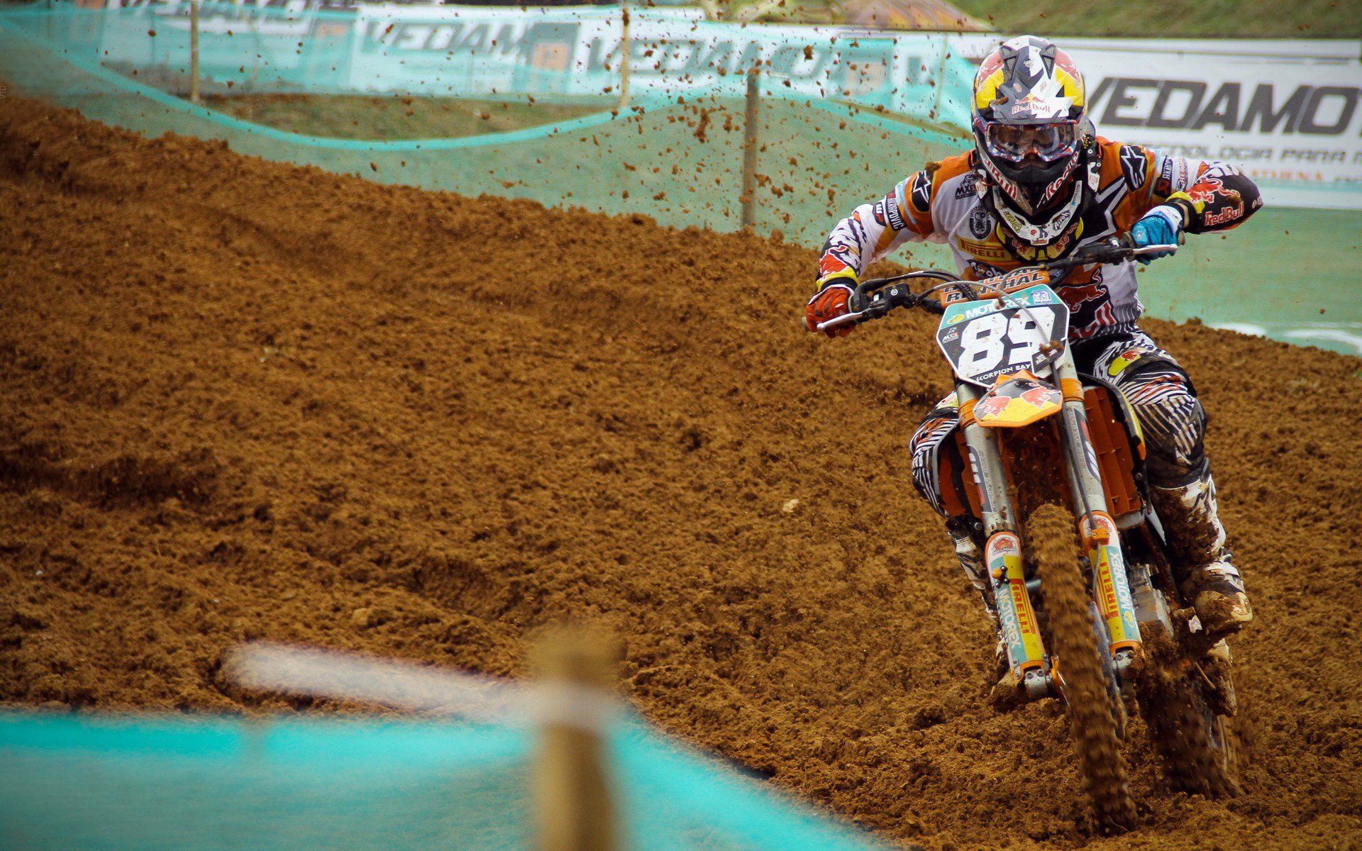 挪威力克智利，当贝林厄姆成为绿茵场上的北欧风暴