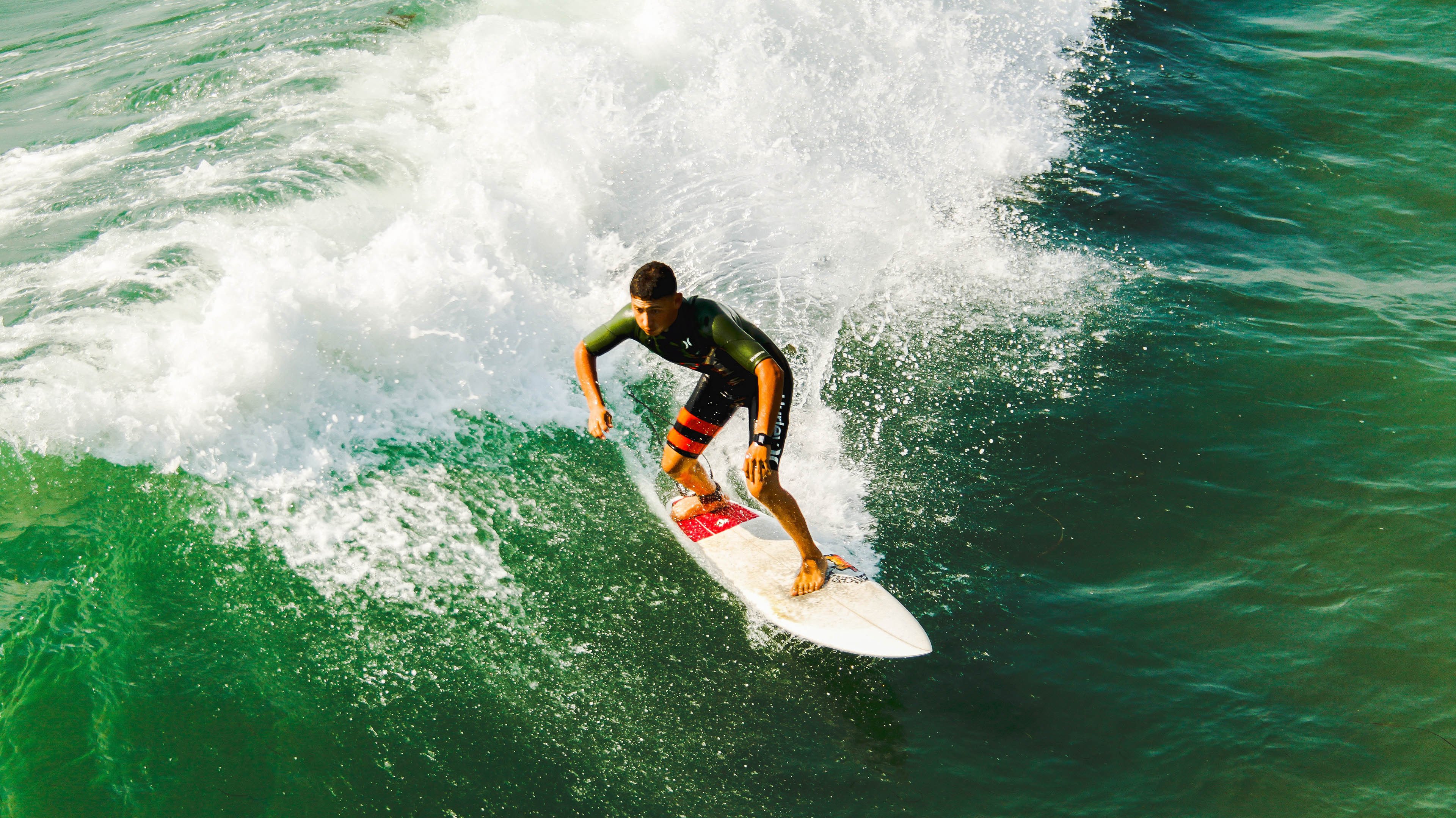 独行侠横扫深圳队，克莱惊艳四座的背后，是篮球世界悄然重划的版图